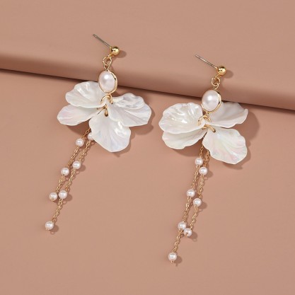 Unique Alloy/Pearl&Imitation pearl With Irregular Rhinestone Earrings